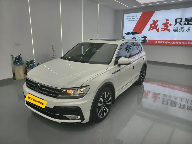 Volkswagen Tiguan L, 2021