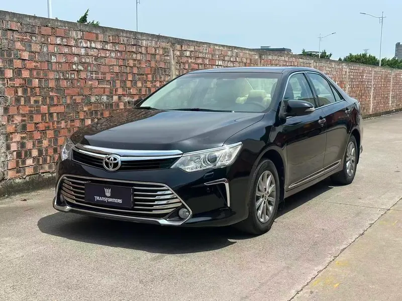 Toyota Camry, 2016