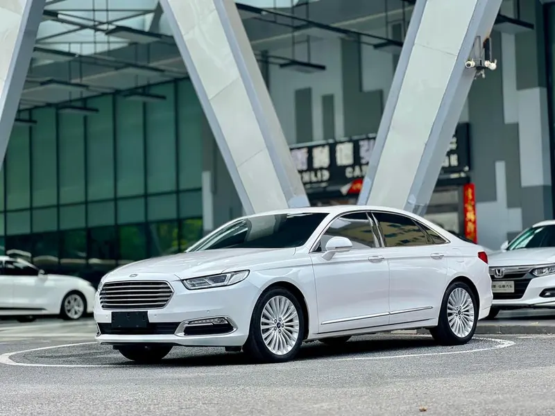 Ford Taurus, 2018