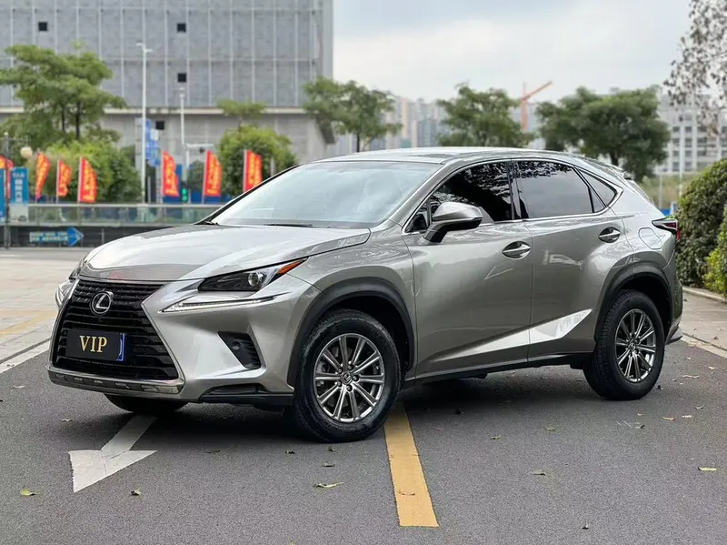 Lexus NX, 2018