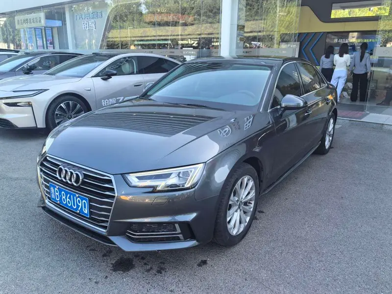 Audi A4L, 2019