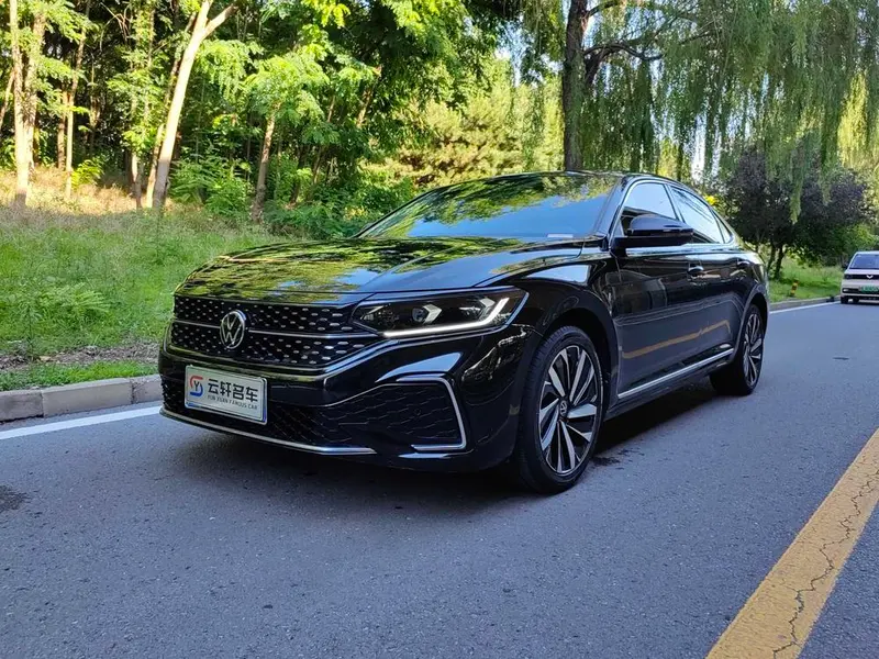 Volkswagen Passat, 2022