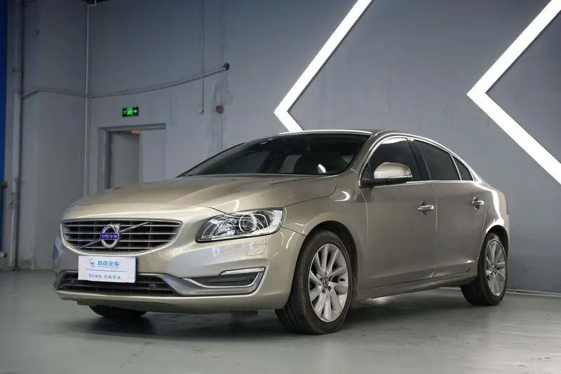 Volvo S60, 2014
