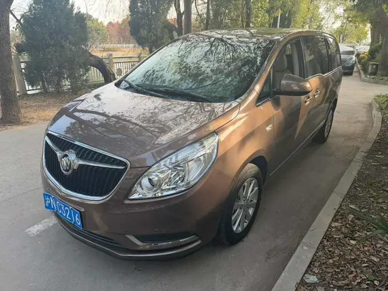 Buick GL8, 2018