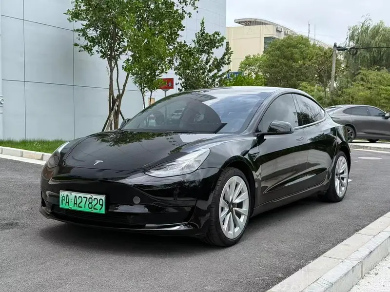 Tesla Model 3, 2021