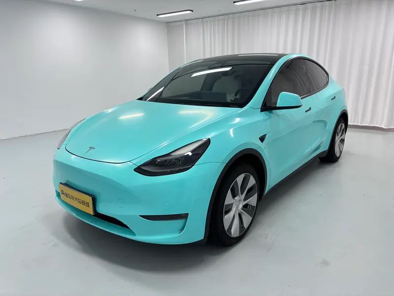 Tesla Model Y, 2021