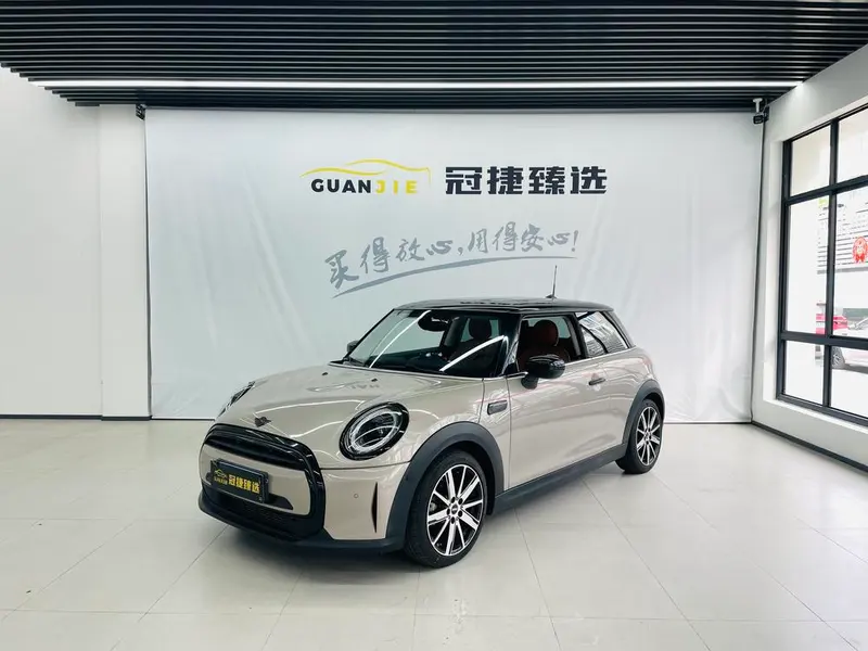 MINI MINI, 2022
