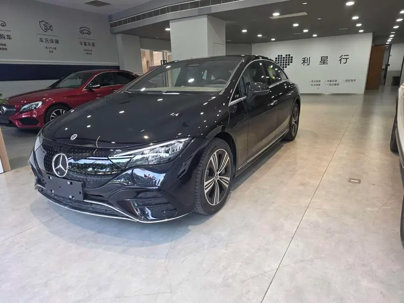 Mercedes-Benz EQE, 2025