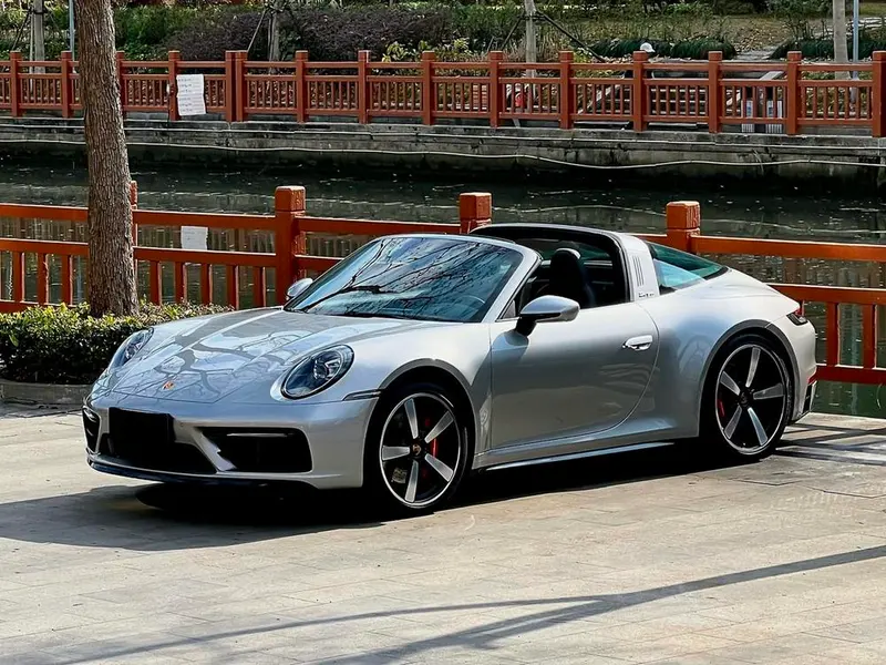 Porsche 911, 2022