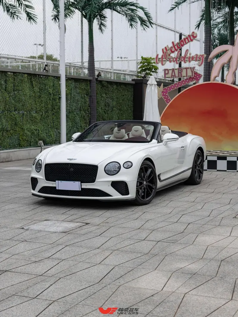 Bentley Continental, 2022