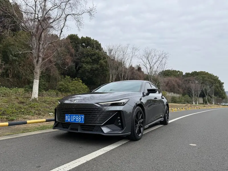 Changan UNI-V, 2022