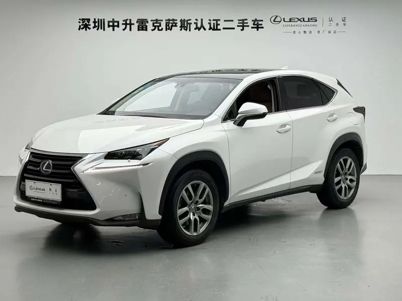 Lexus NX, 2015