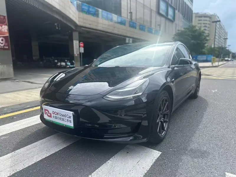 Tesla Model 3, 2020
