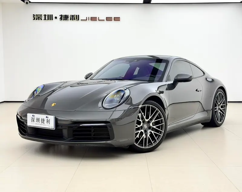 Porsche 911, 2023