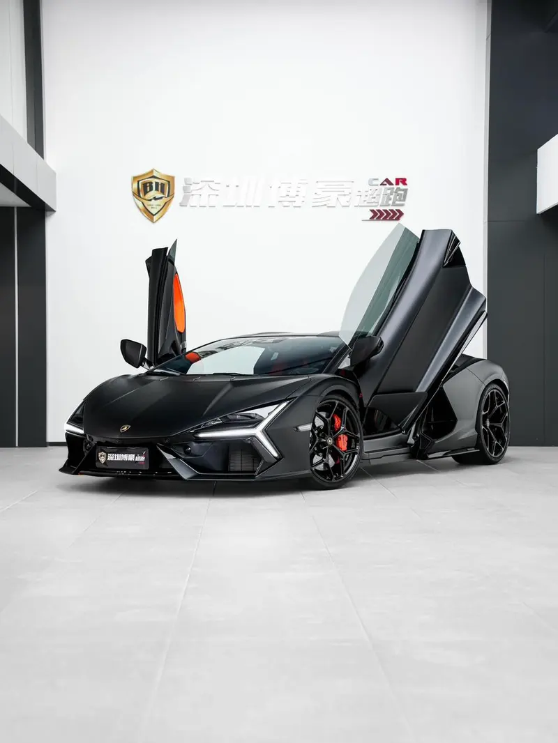 Lamborghini Revuelto, 2023
