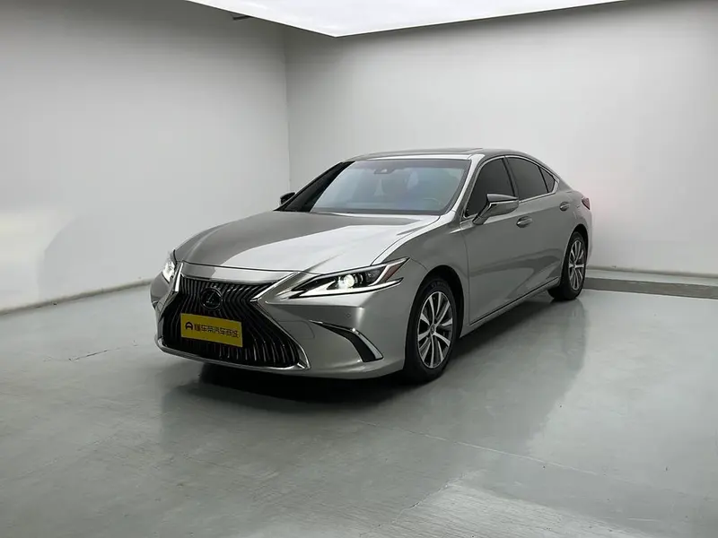 Lexus ES, 2018