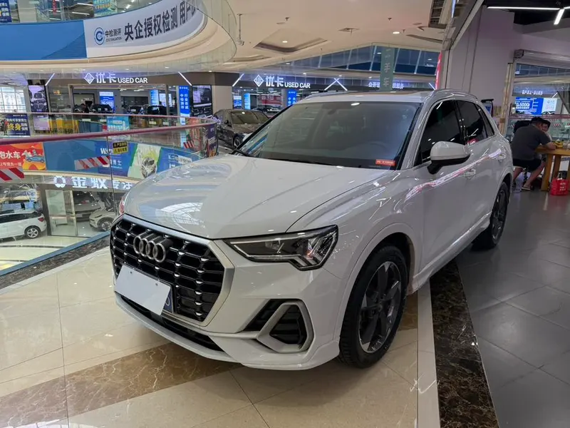 Audi Q3, 2020