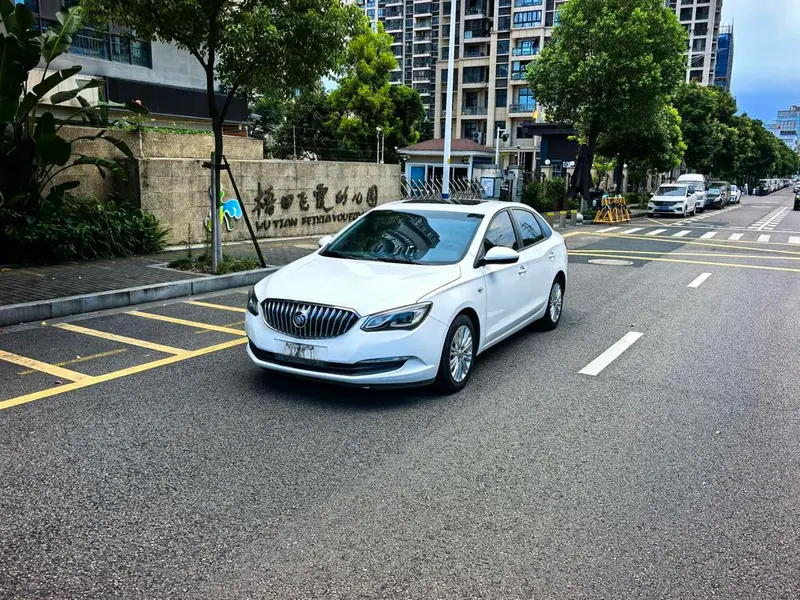 Buick Excelle, 2017