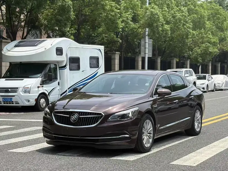 Buick LaCrosse, 2016