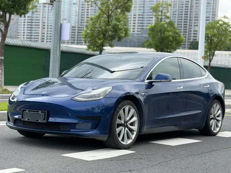 Tesla Model 3, 2020