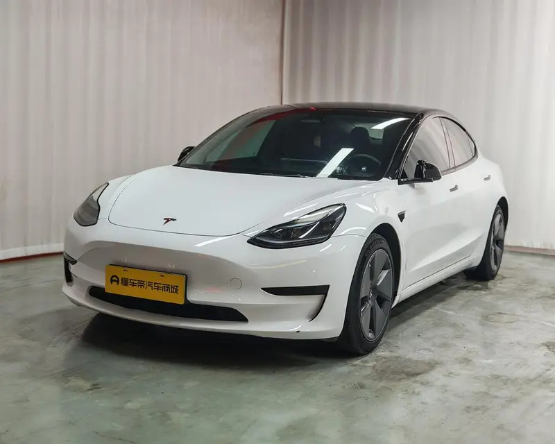 Tesla Model 3, 2022