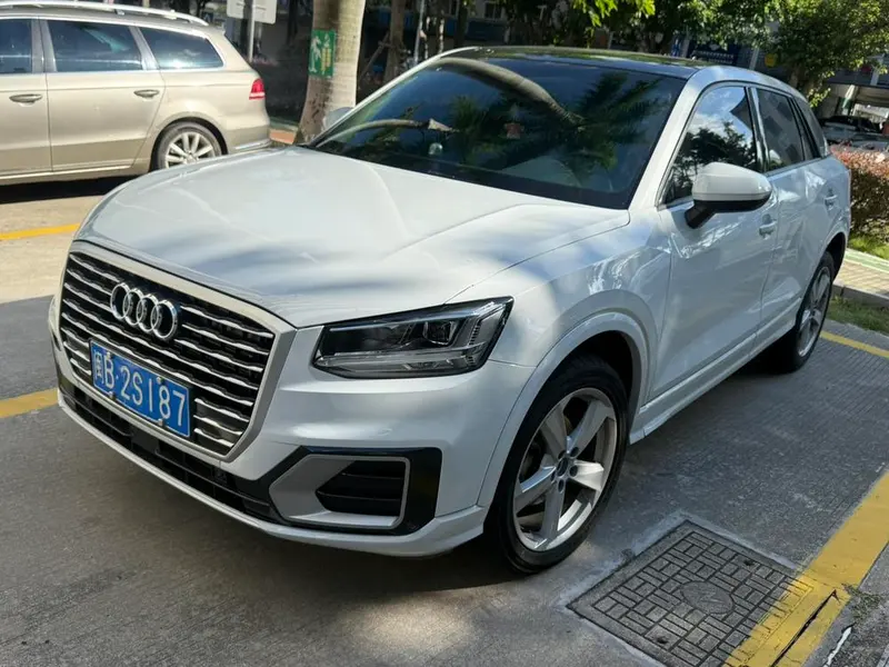 Audi Q2L, 2018