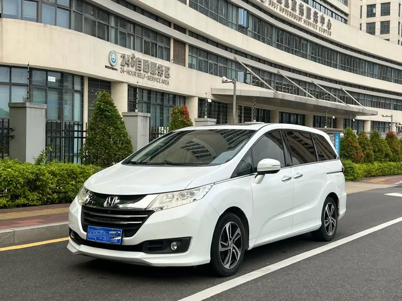 Honda Odyssey, 2015