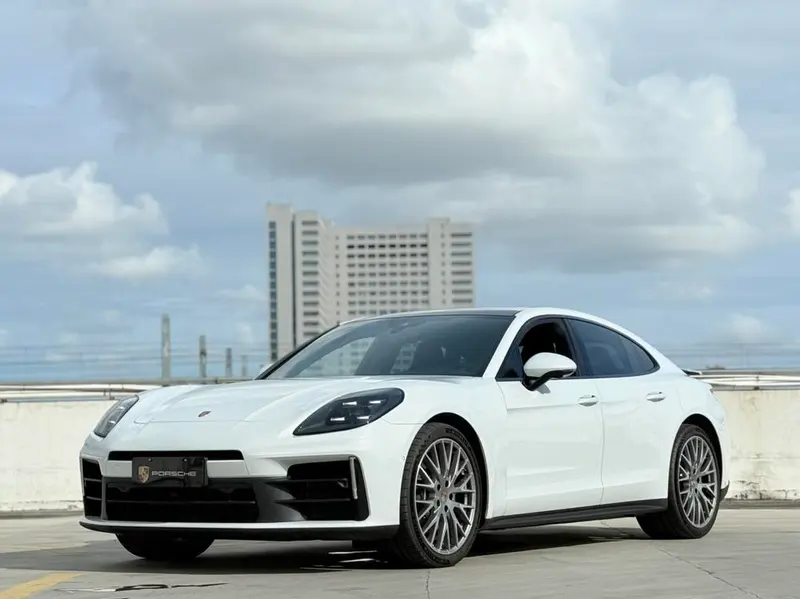 Porsche Panamera, 2024