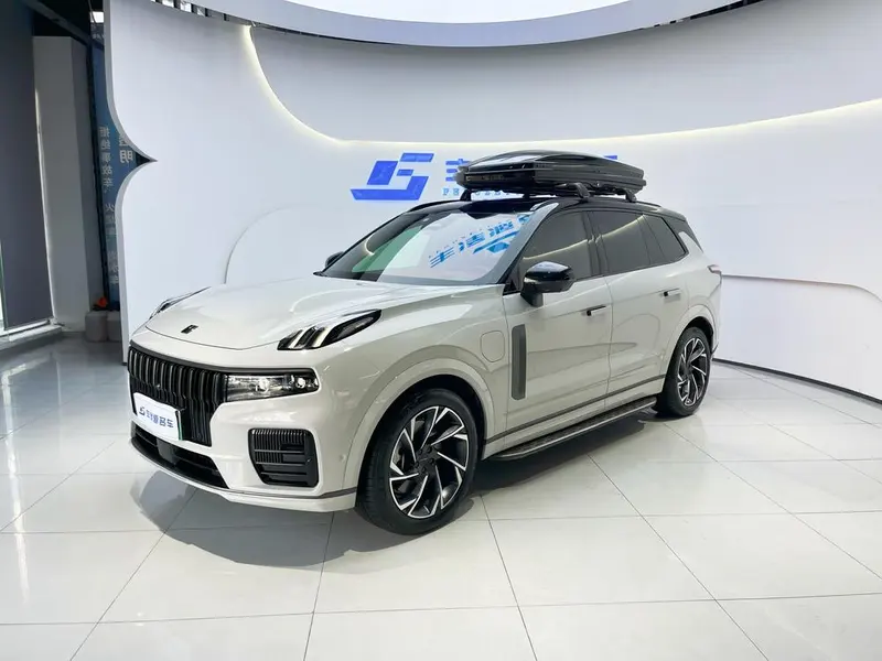 Lynk & Co 09 EM-P, 2021