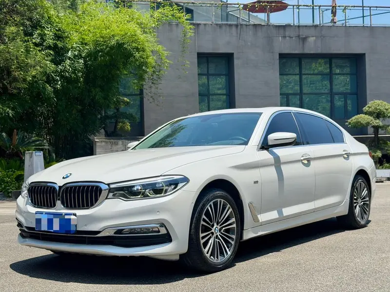 BMW 5-Series, 2018