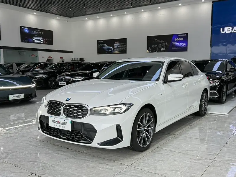 BMW 3-Series, 2025