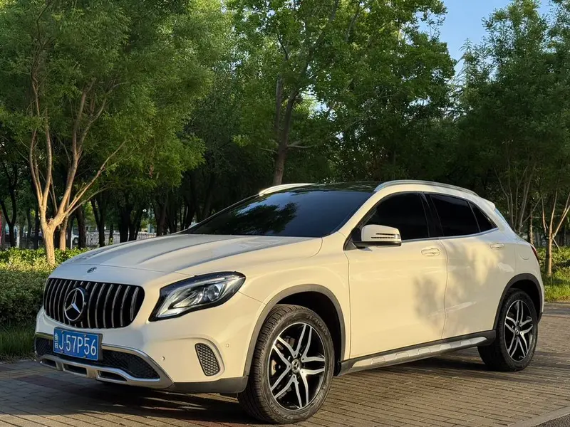 Mercedes-Benz GLA, 2017