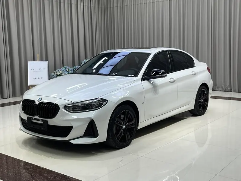 BMW 1-Series, 2021