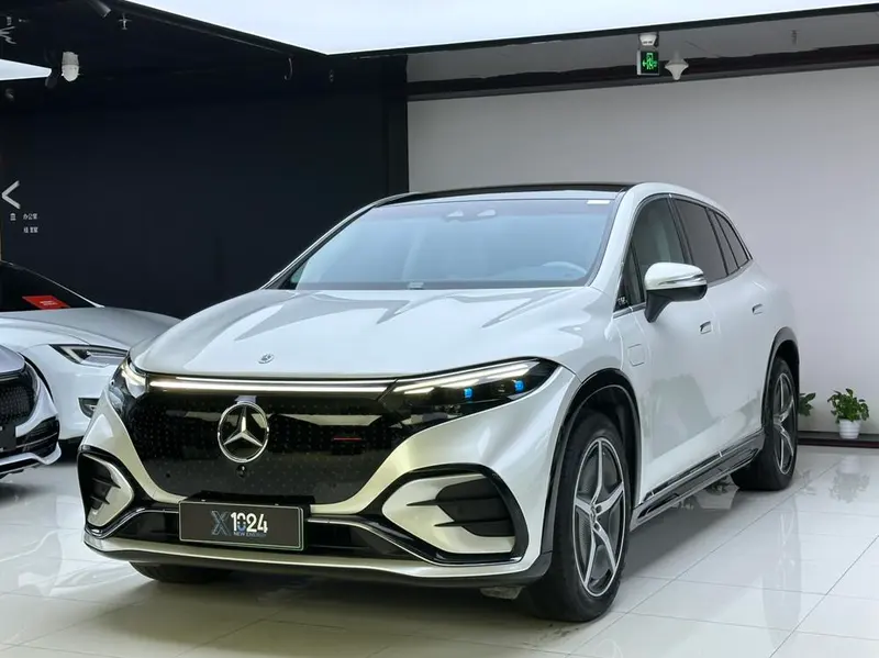 Mercedes-Benz EQS SUV, 2023