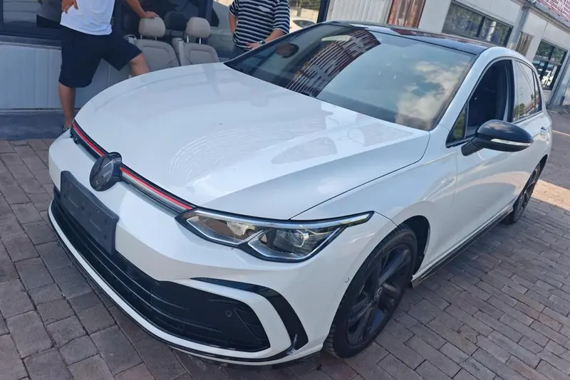 Volkswagen Golf, 2021