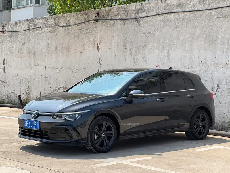 Volkswagen Golf, 2021
