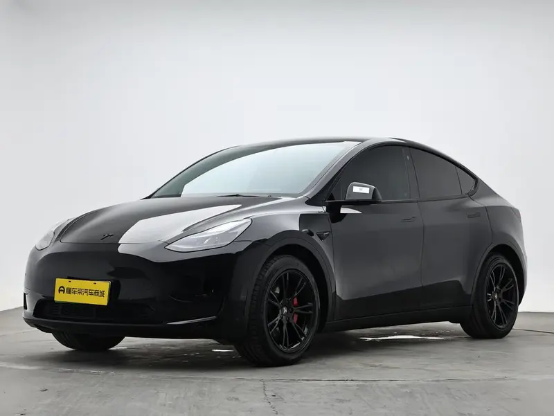 Tesla Model Y, 2022