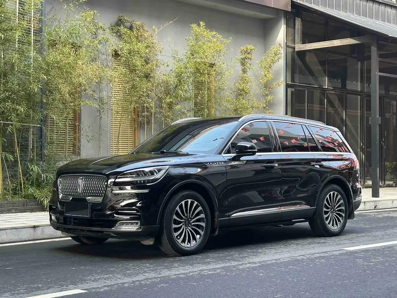 Lincoln Aviator, 2021