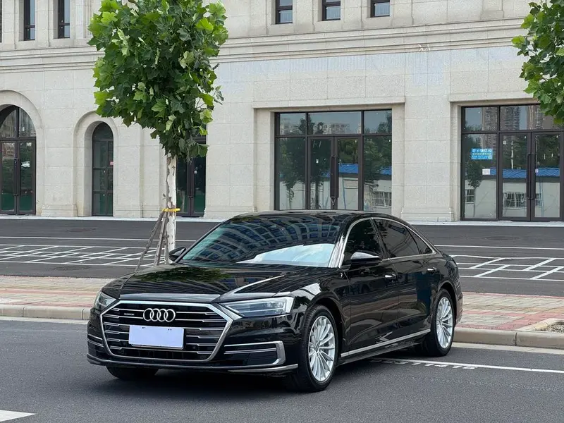 Audi A8, 2021