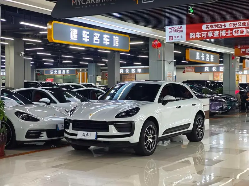 Porsche Macan, 2022