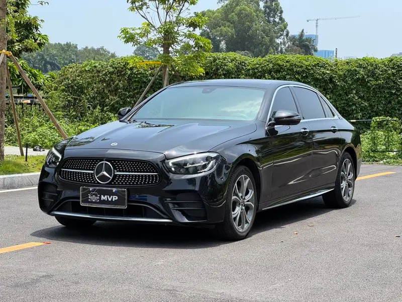 Mercedes-Benz E-Class, 2022