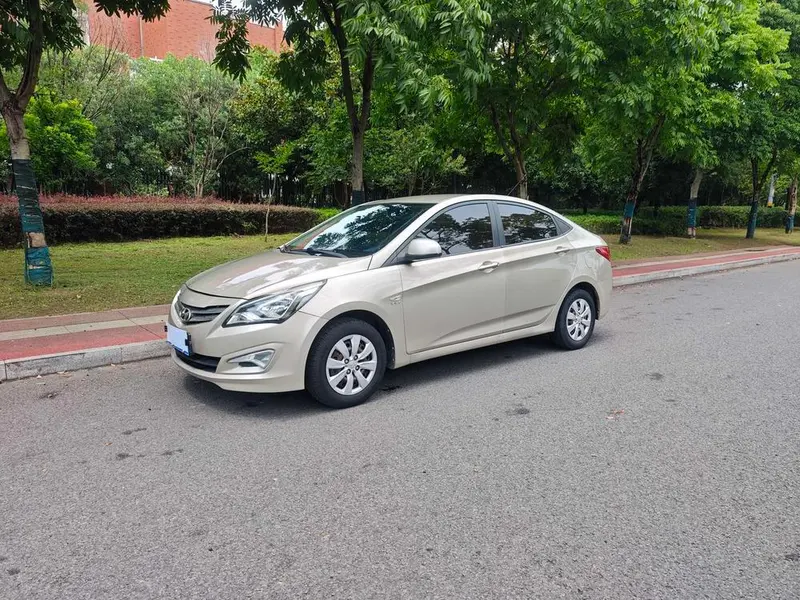 Hyundai Verna, 2014