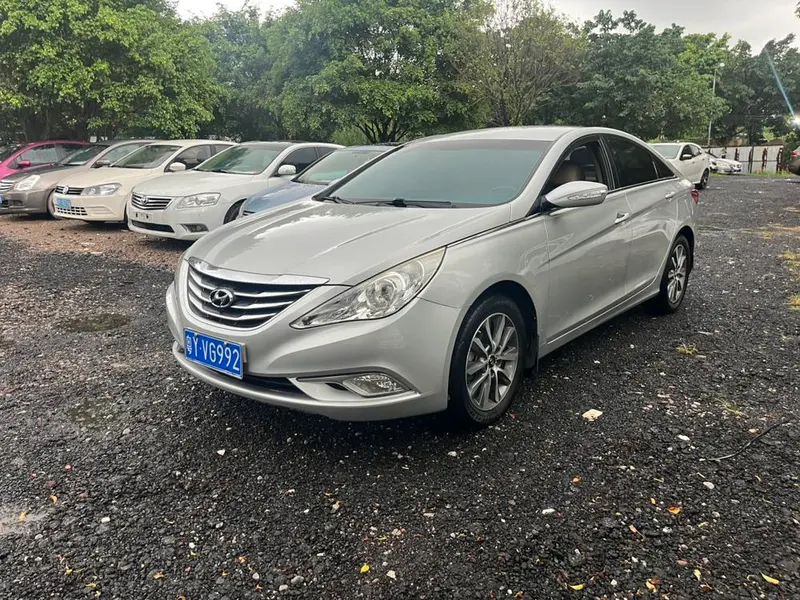 Hyundai Sonata YF, 2011
