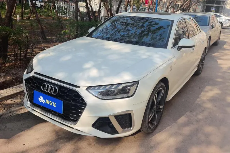 Audi A4L, 2020