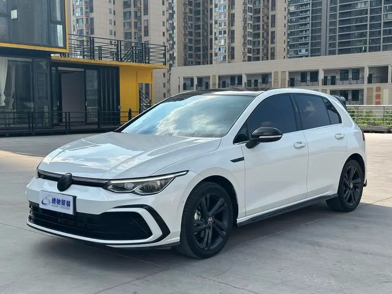 Volkswagen Golf, 2021
