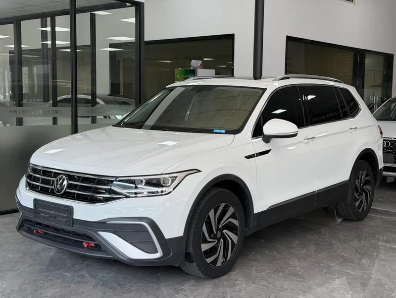 Volkswagen Tiguan L, 2023