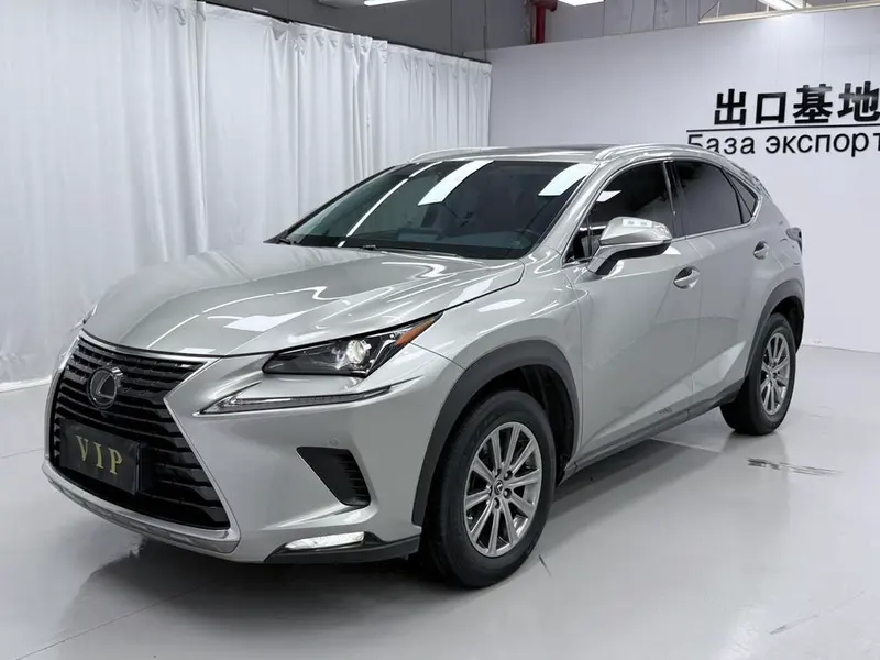 Lexus NX, 2020