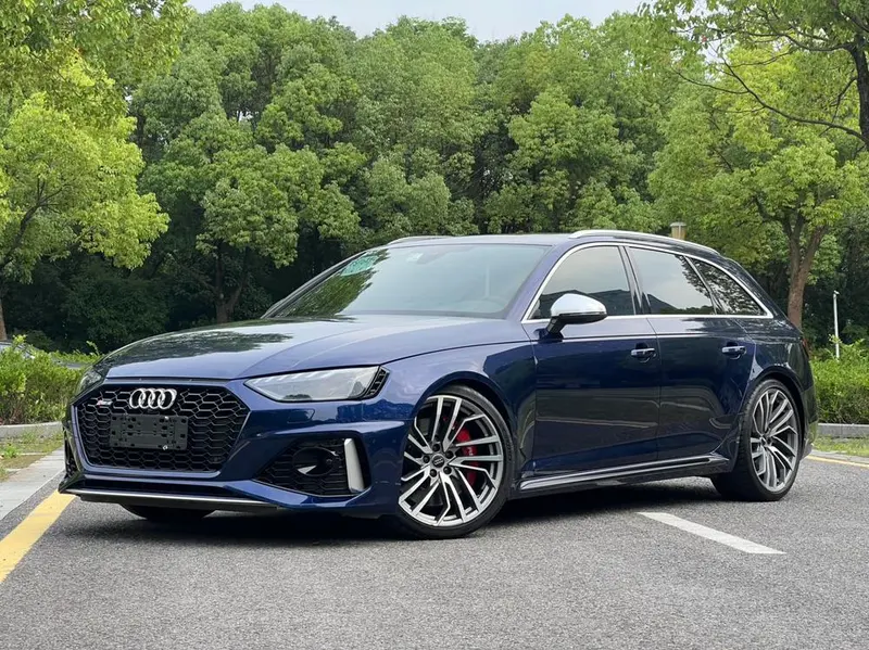 Audi RS 4, 2021