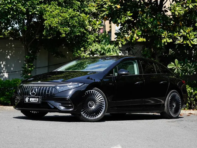 Mercedes-Benz EQS AMG, 2022