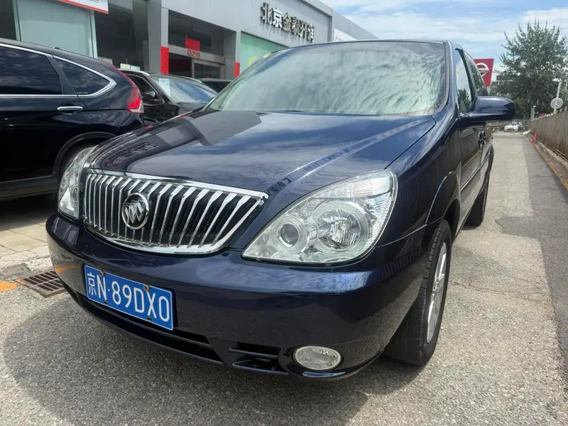 Buick GL8, 2014